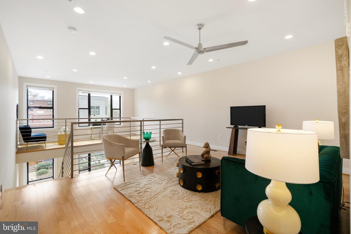 1402 K ST SE #2, WASHINGTON, District Of Columbia 20003, 2 Bedrooms Bedrooms, ,2 BathroomsBathrooms,Residential,For sale,1402 K ST SE #2,DCDC2191206 MLS # DCDC2191206