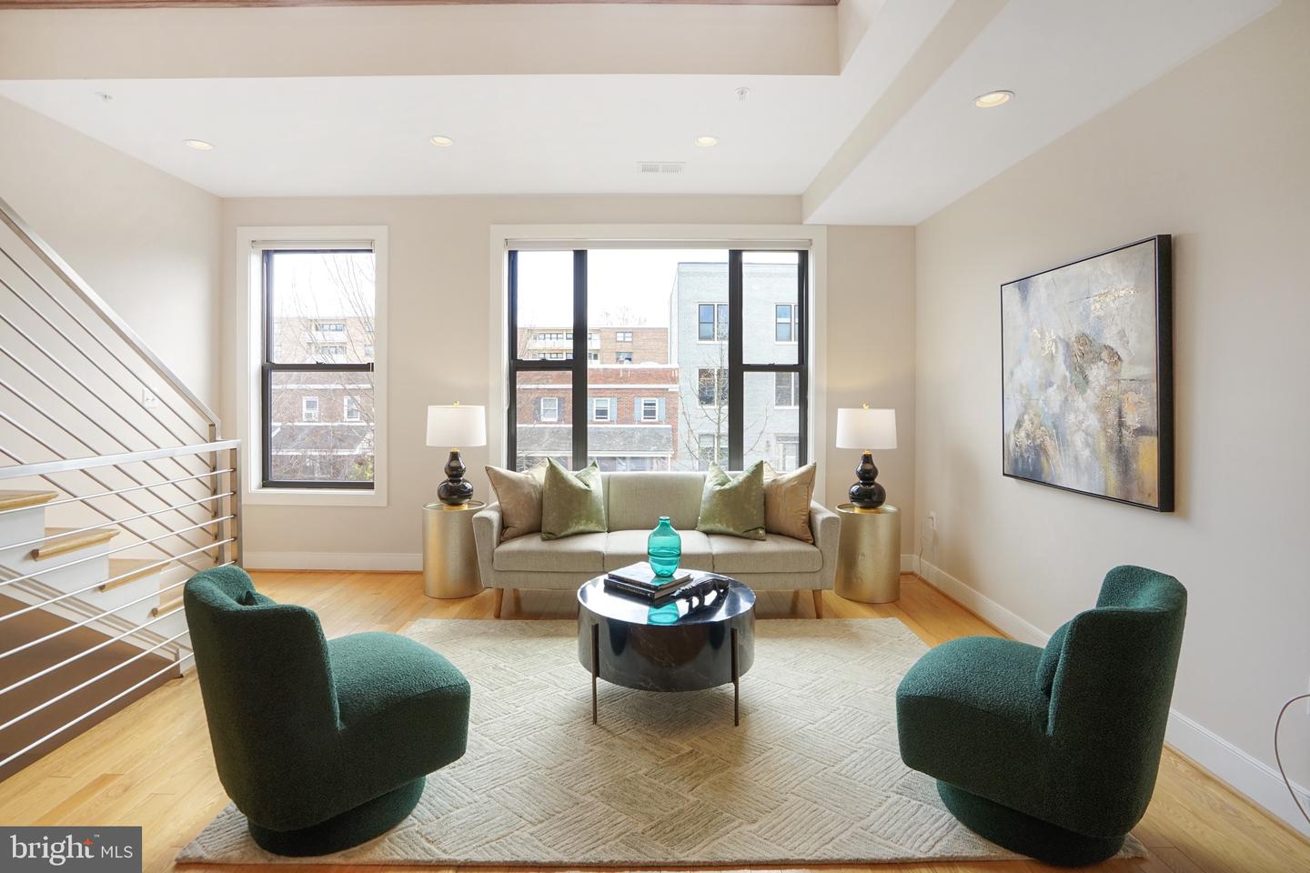 1402 K ST SE #2, WASHINGTON, District Of Columbia 20003, 2 Bedrooms Bedrooms, ,2 BathroomsBathrooms,Residential,For sale,1402 K ST SE #2,DCDC2191206 MLS # DCDC2191206