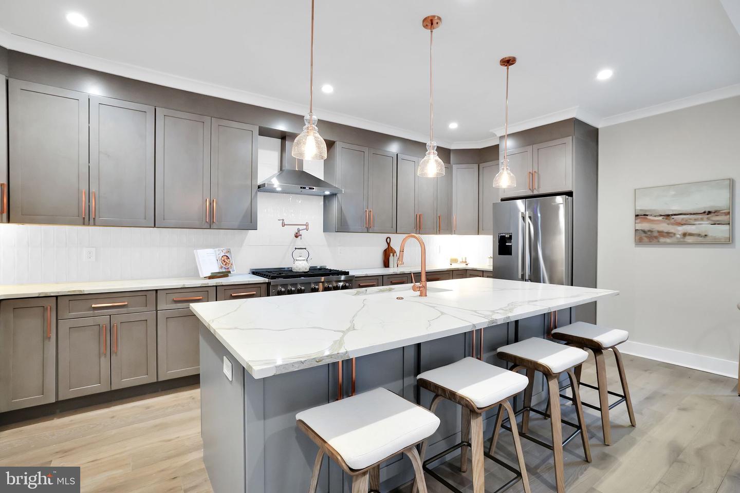 3740 KANAWHA ST NW, WASHINGTON, District Of Columbia 20015, 5 Bedrooms Bedrooms, ,4 BathroomsBathrooms,Residential,For sale,3740 KANAWHA ST NW,DCDC2191558 MLS # DCDC2191558