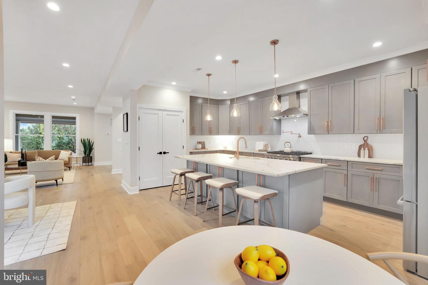 3740 KANAWHA ST NW, WASHINGTON, District Of Columbia 20015, 5 Bedrooms Bedrooms, ,4 BathroomsBathrooms,Residential,For sale,3740 KANAWHA ST NW,DCDC2191558 MLS # DCDC2191558