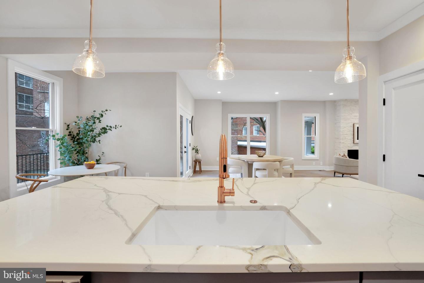 3740 KANAWHA ST NW, WASHINGTON, District Of Columbia 20015, 5 Bedrooms Bedrooms, ,4 BathroomsBathrooms,Residential,For sale,3740 KANAWHA ST NW,DCDC2191558 MLS # DCDC2191558