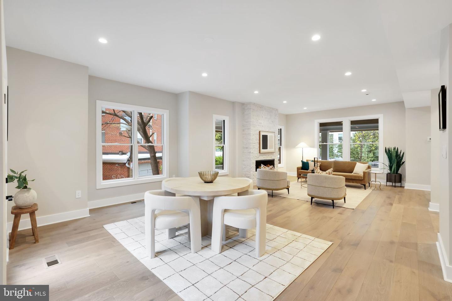3740 KANAWHA ST NW, WASHINGTON, District Of Columbia 20015, 5 Bedrooms Bedrooms, ,4 BathroomsBathrooms,Residential,For sale,3740 KANAWHA ST NW,DCDC2191558 MLS # DCDC2191558