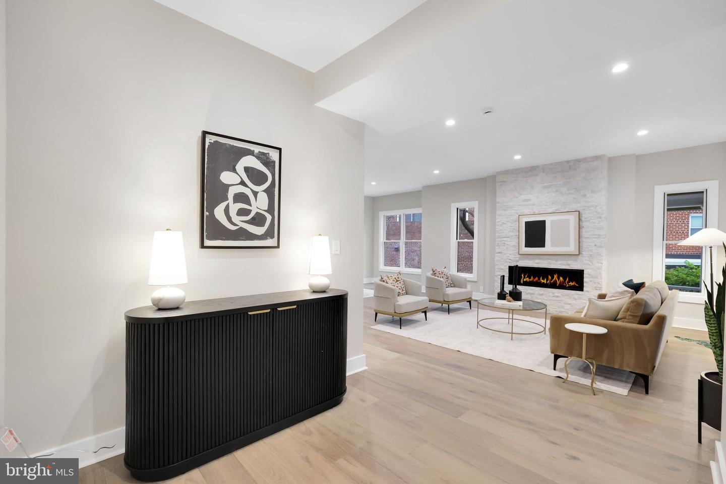 3740 KANAWHA ST NW, WASHINGTON, District Of Columbia 20015, 5 Bedrooms Bedrooms, ,4 BathroomsBathrooms,Residential,For sale,3740 KANAWHA ST NW,DCDC2191558 MLS # DCDC2191558