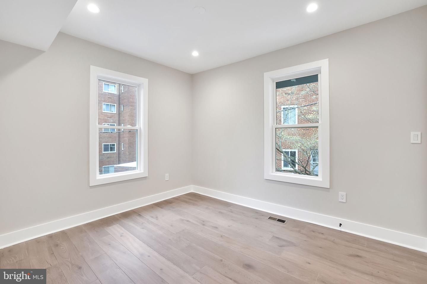 3740 KANAWHA ST NW, WASHINGTON, District Of Columbia 20015, 5 Bedrooms Bedrooms, ,4 BathroomsBathrooms,Residential,For sale,3740 KANAWHA ST NW,DCDC2191558 MLS # DCDC2191558