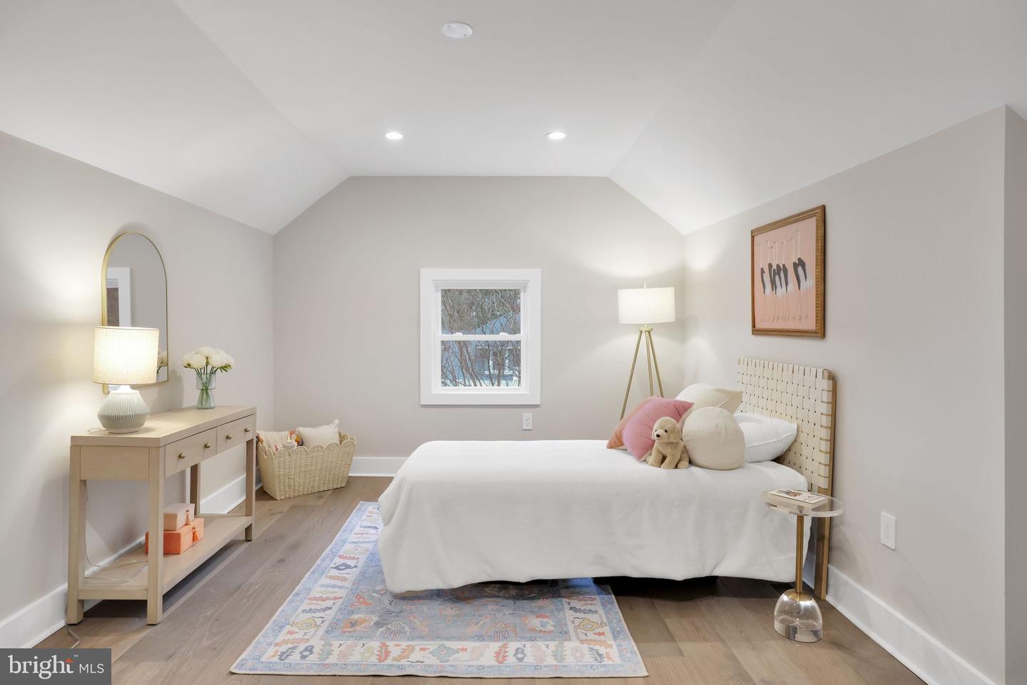3740 KANAWHA ST NW, WASHINGTON, District Of Columbia 20015, 5 Bedrooms Bedrooms, ,4 BathroomsBathrooms,Residential,For sale,3740 KANAWHA ST NW,DCDC2191558 MLS # DCDC2191558