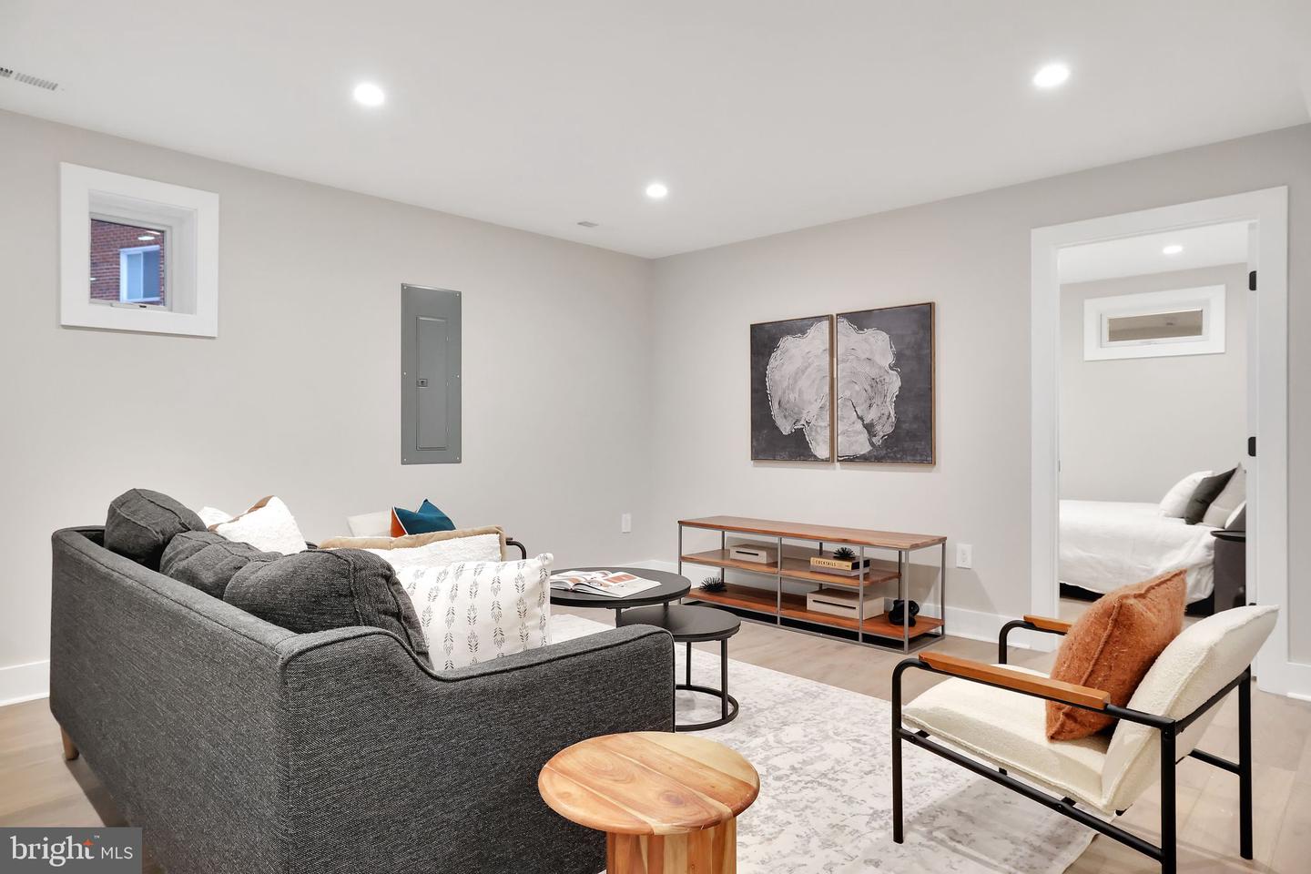 3740 KANAWHA ST NW, WASHINGTON, District Of Columbia 20015, 5 Bedrooms Bedrooms, ,4 BathroomsBathrooms,Residential,For sale,3740 KANAWHA ST NW,DCDC2191558 MLS # DCDC2191558