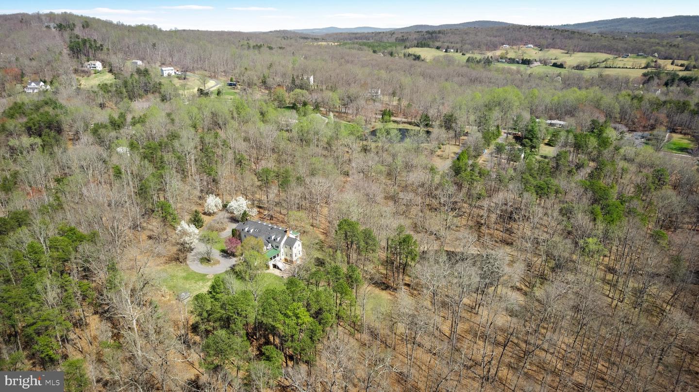 5930 WILSON RD, MARSHALL, Virginia 20115, 5 Bedrooms Bedrooms, ,6 BathroomsBathrooms,Residential,For sale,5930 WILSON RD,VAFQ2015926 MLS # VAFQ2015926