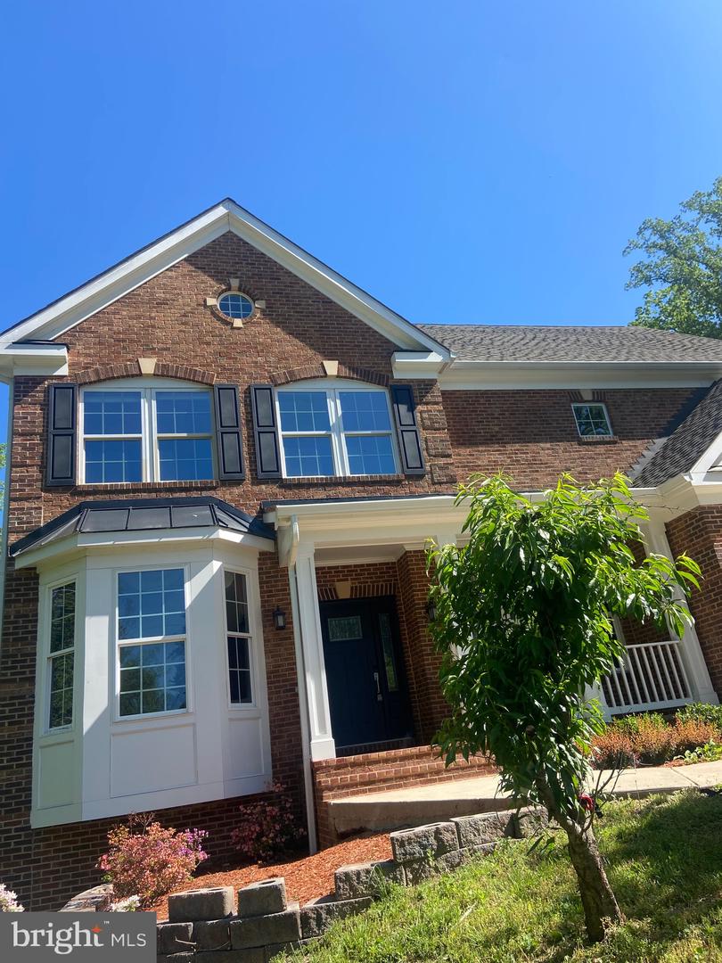 19078 WINDSOR RD, TRIANGLE, Virginia 22172, 6 Bedrooms Bedrooms, ,4 BathroomsBathrooms,Residential,For sale,19078 WINDSOR RD,VAPW2090554 MLS # VAPW2090554