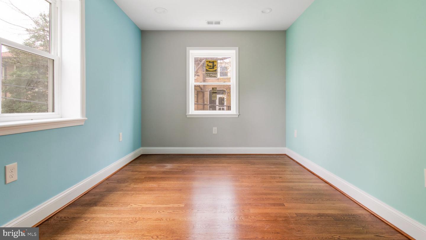 901 VARNUM ST NE, WASHINGTON, District Of Columbia 20017, 4 Bedrooms Bedrooms, ,2 BathroomsBathrooms,Residential,For sale,901 VARNUM ST NE,DCDC2193484 MLS # DCDC2193484
