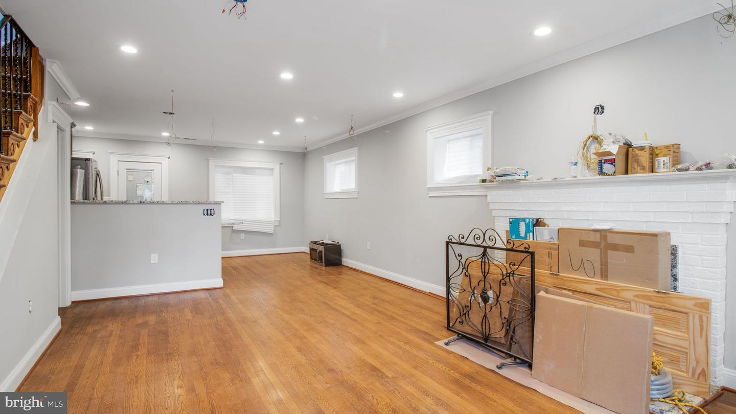 901 VARNUM ST NE, WASHINGTON, District Of Columbia 20017, 4 Bedrooms Bedrooms, ,2 BathroomsBathrooms,Residential,For sale,901 VARNUM ST NE,DCDC2193484 MLS # DCDC2193484