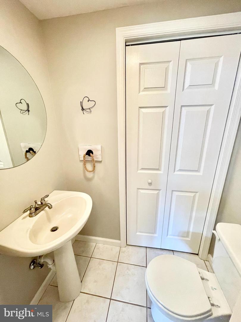 308 APPLE TREE RD, MONTROSS, Virginia 22520, 4 Bedrooms Bedrooms, ,3 BathroomsBathrooms,Residential,For sale,308 APPLE TREE RD,VAWE2008588 MLS # VAWE2008588