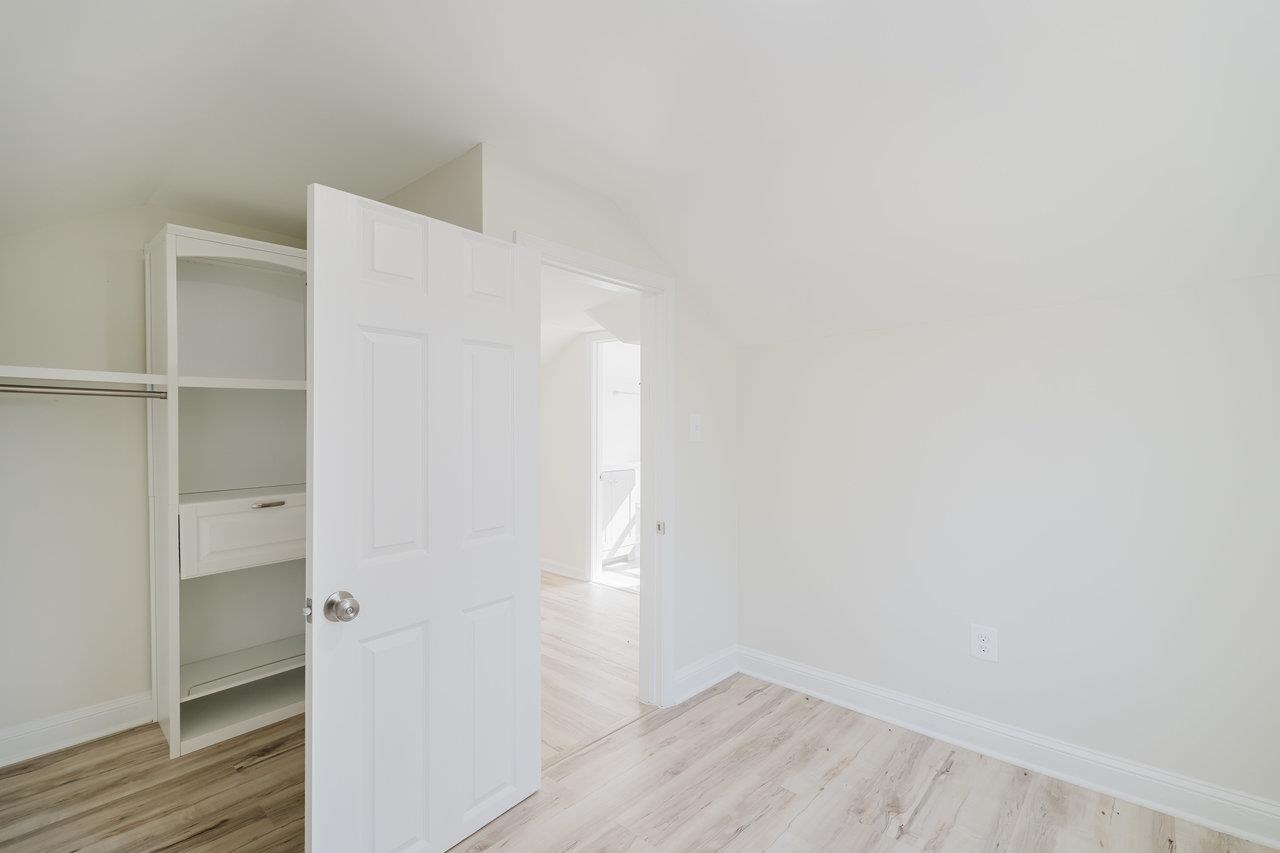 52 BRUMBACK AVE, LURAY, Virginia 22835, 4 Bedrooms Bedrooms, ,2 BathroomsBathrooms,Residential,52 BRUMBACK AVE,662711 MLS # 662711