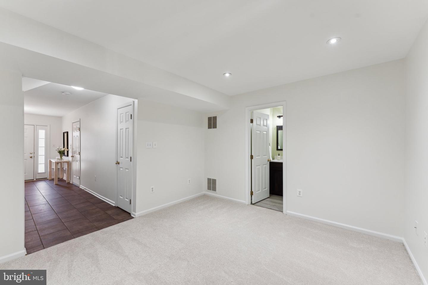 3913A ELBERT AVE, ALEXANDRIA, Virginia 22305, 3 Bedrooms Bedrooms, ,3 BathroomsBathrooms,Residential,For sale,3913A ELBERT AVE,VAAX2043190 MLS # VAAX2043190