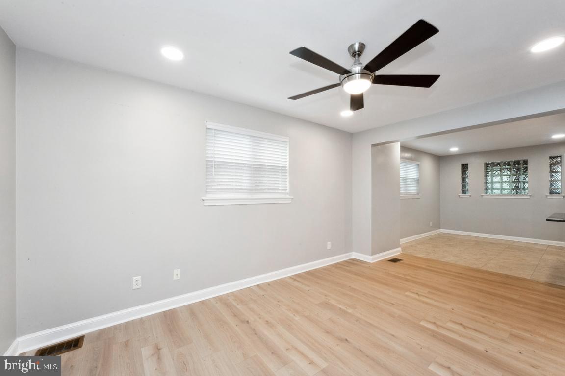 71 54TH ST SE, WASHINGTON, District Of Columbia 20019, 3 Bedrooms Bedrooms, ,2 BathroomsBathrooms,Residential,For sale,71 54TH ST SE,DCDC2192124 MLS # DCDC2192124