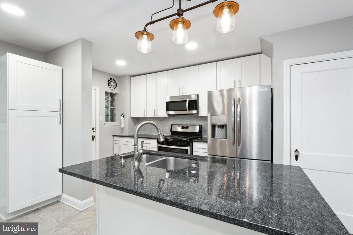 71 54TH ST SE, WASHINGTON, District Of Columbia 20019, 3 Bedrooms Bedrooms, ,2 BathroomsBathrooms,Residential,For sale,71 54TH ST SE,DCDC2192124 MLS # DCDC2192124