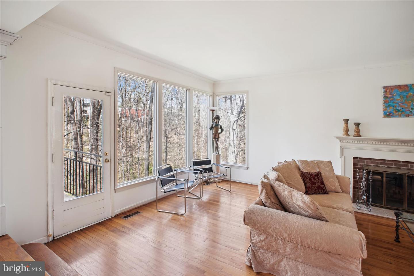 4054 41ST ST N, MCLEAN, Virginia 22101, 6 Bedrooms Bedrooms, ,3 BathroomsBathrooms,Residential,For sale,4054 41ST ST N,VAFX2230460 MLS # VAFX2230460