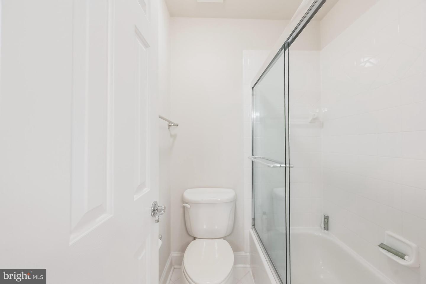 6238 LINWAY TER, MCLEAN, Virginia 22101, 6 Bedrooms Bedrooms, ,6 BathroomsBathrooms,Residential,For sale,6238 LINWAY TER,VAFX2216082 MLS # VAFX2216082