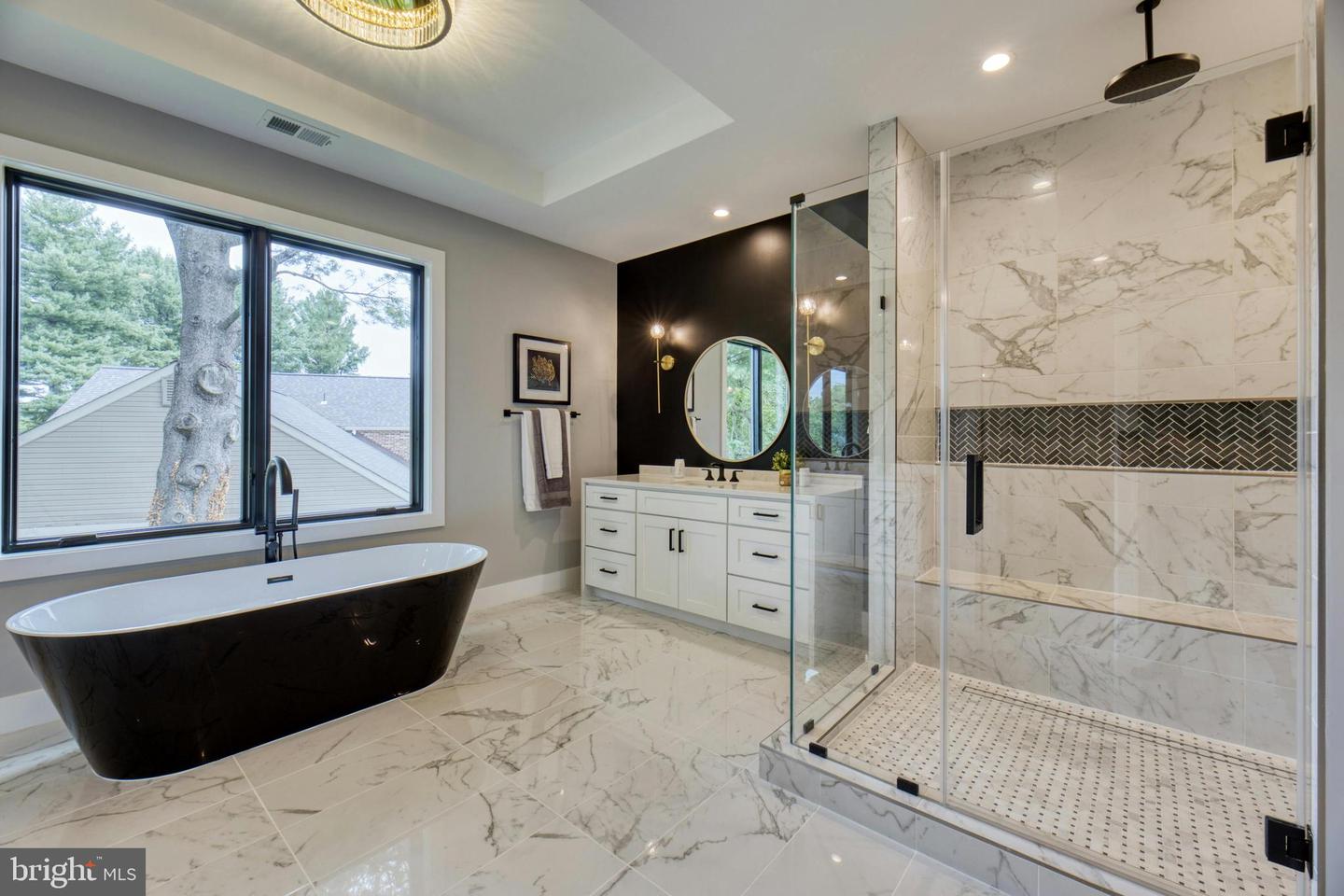 1715 MAXWELL CT, MCLEAN, Virginia 22101, 7 Bedrooms Bedrooms, ,7 BathroomsBathrooms,Residential,For sale,1715 MAXWELL CT,VAFX2217218 MLS # VAFX2217218