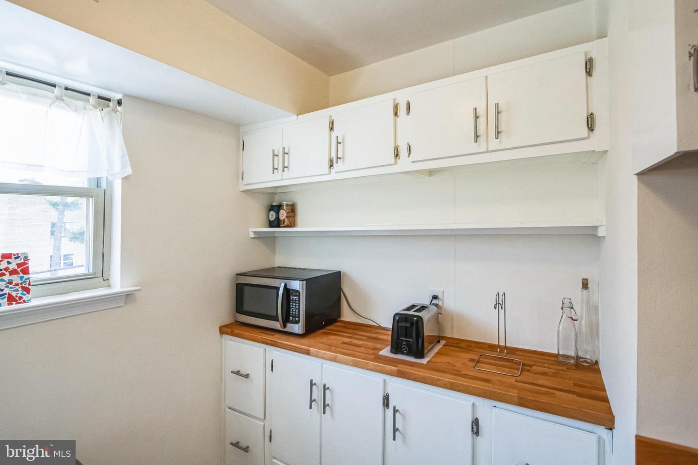 5931 QUANTRELL AVE #201, ALEXANDRIA, Virginia 22312, 2 Bedrooms Bedrooms, ,1 BathroomBathrooms,Residential,For sale,5931 QUANTRELL AVE #201,VAAX2041750 MLS # VAAX2041750