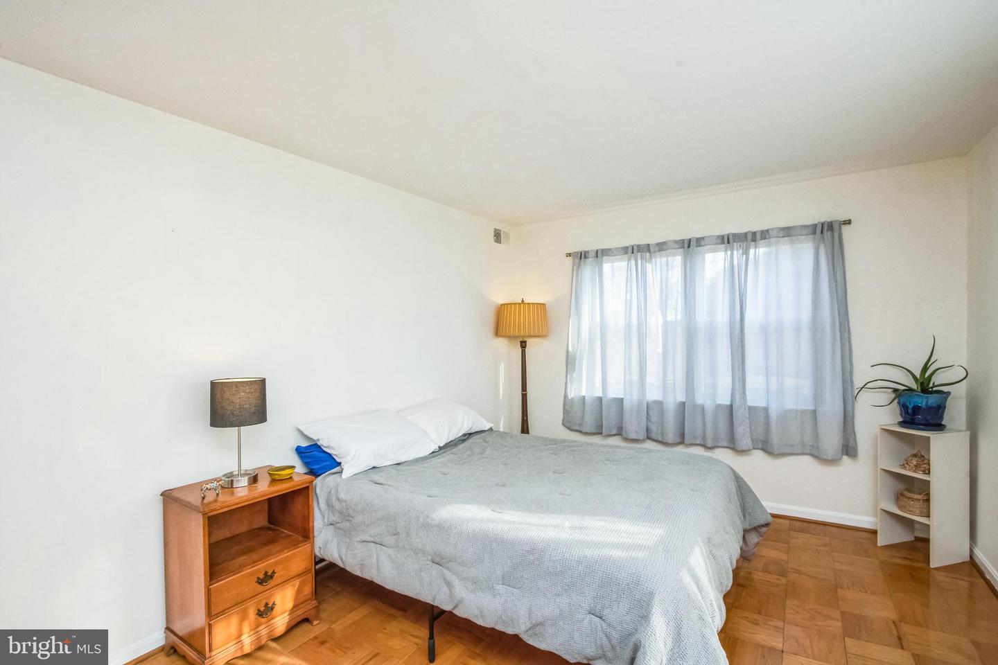 5931 QUANTRELL AVE #201, ALEXANDRIA, Virginia 22312, 2 Bedrooms Bedrooms, ,1 BathroomBathrooms,Residential,For sale,5931 QUANTRELL AVE #201,VAAX2041750 MLS # VAAX2041750