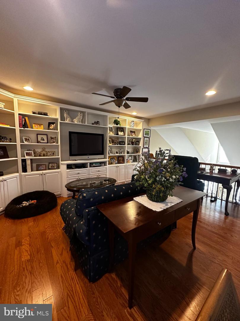 18435 JUPITER HILLS TER, LEESBURG, Virginia 20176, 4 Bedrooms Bedrooms, ,2 BathroomsBathrooms,Residential,For sale,18435 JUPITER HILLS TER,VALO2089572 MLS # VALO2089572