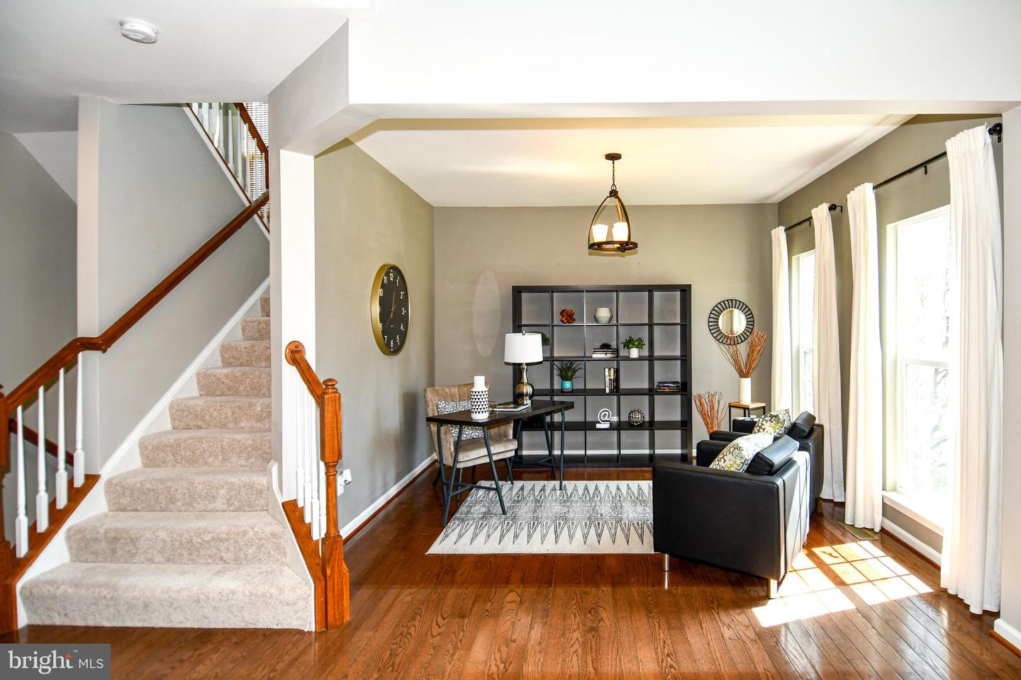 42936 SPYDER PL, CHANTILLY, Virginia 20152, 4 Bedrooms Bedrooms, ,2 BathroomsBathrooms,Residential,For sale,42936 SPYDER PL,VALO2089782 MLS # VALO2089782