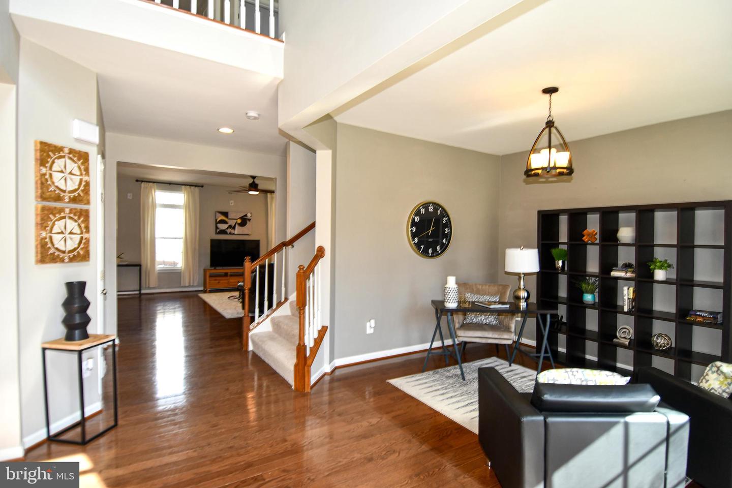 42936 SPYDER PL, CHANTILLY, Virginia 20152, 4 Bedrooms Bedrooms, ,2 BathroomsBathrooms,Residential,For sale,42936 SPYDER PL,VALO2089782 MLS # VALO2089782