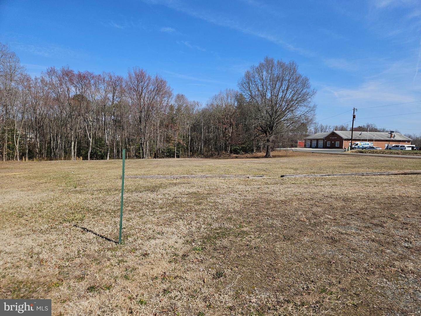 985 WHITE OAK RD, FREDERICKSBURG, Virginia 22405, ,Land,For sale,985 WHITE OAK RD,VAST2036974 MLS # VAST2036974