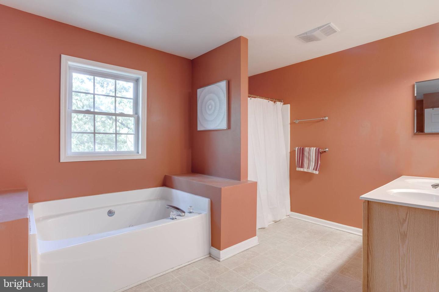 10631 WEST DR, FAIRFAX, Virginia 22030, 3 Bedrooms Bedrooms, ,2 BathroomsBathrooms,Residential,For sale,10631 WEST DR,VAFC2005980 MLS # VAFC2005980