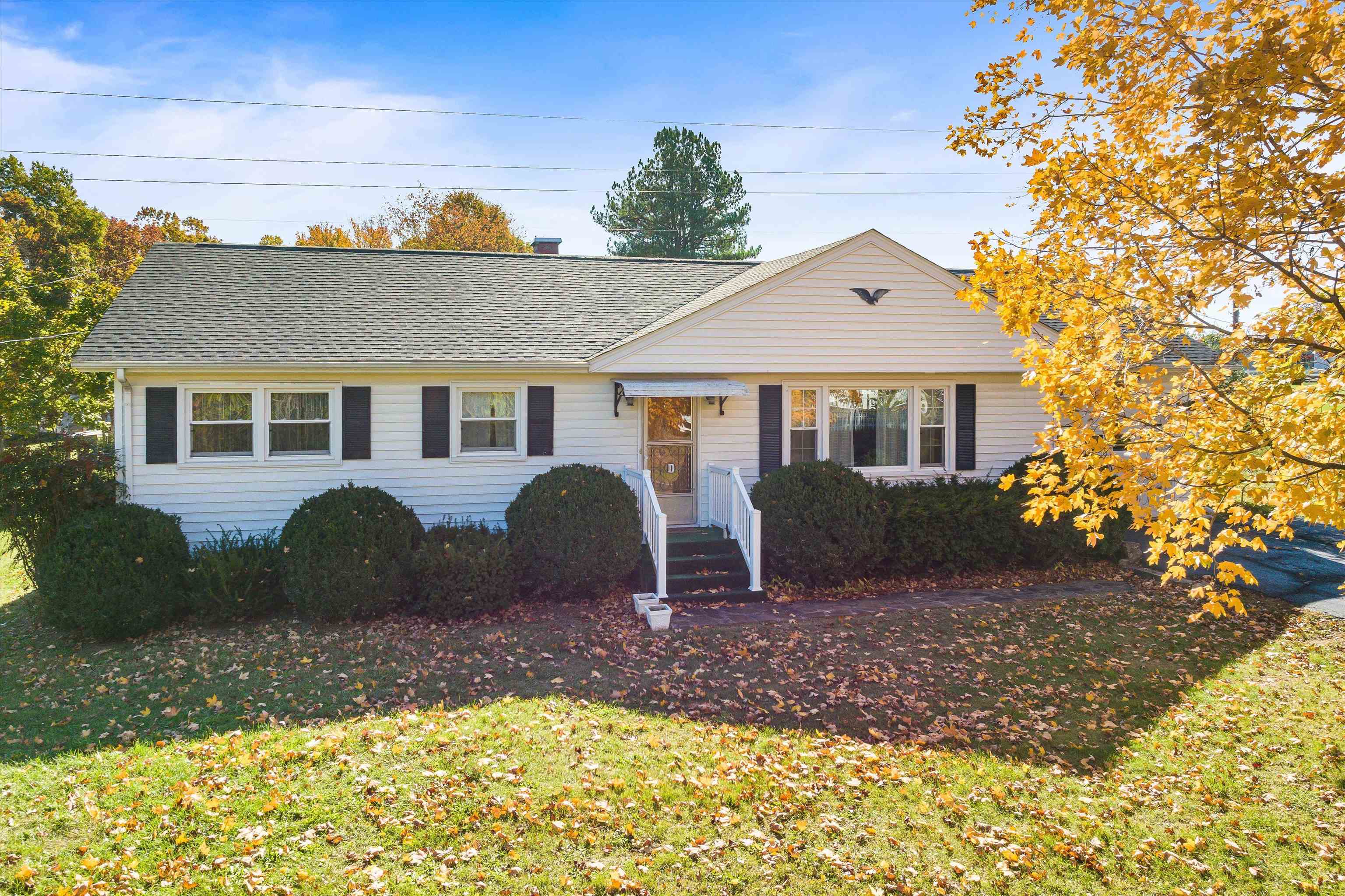 14335 SOUTH EAST SIDE HWY, GROTTOES, Virginia 24441, 3 Bedrooms Bedrooms, ,1 BathroomBathrooms,Residential,14335 SOUTH EAST SIDE HWY,662766 MLS # 662766 14335 SOUTH EAST SIDE HWY, GROTTOES, Virginia 24441, 3 Bedrooms Bedrooms, ,1 BathroomBathrooms,Residential,14335 SOUTH EAST SIDE HWY,662766 MLS # 662766