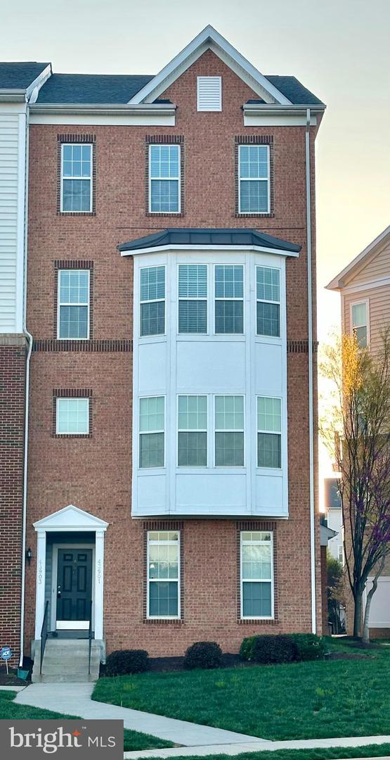 43903 CENTERGATE DR, ASHBURN, Virginia 20148, 3 Bedrooms Bedrooms, ,2 BathroomsBathrooms,Residential,For sale,43903 CENTERGATE DR,VALO2092606 MLS # VALO2092606