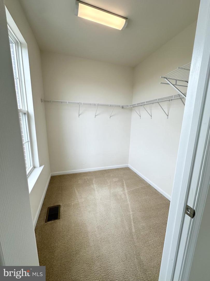 43903 CENTERGATE DR, ASHBURN, Virginia 20148, 3 Bedrooms Bedrooms, ,2 BathroomsBathrooms,Residential,For sale,43903 CENTERGATE DR,VALO2092606 MLS # VALO2092606