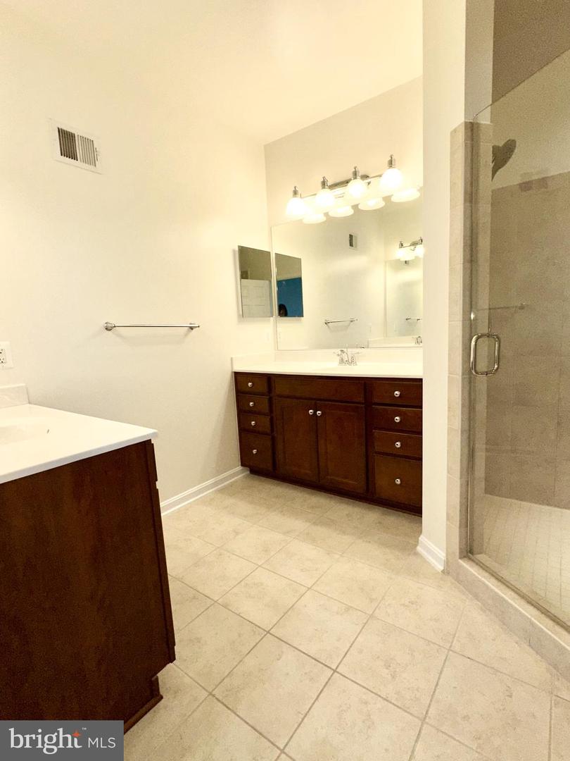 43903 CENTERGATE DR, ASHBURN, Virginia 20148, 3 Bedrooms Bedrooms, ,2 BathroomsBathrooms,Residential,For sale,43903 CENTERGATE DR,VALO2092606 MLS # VALO2092606