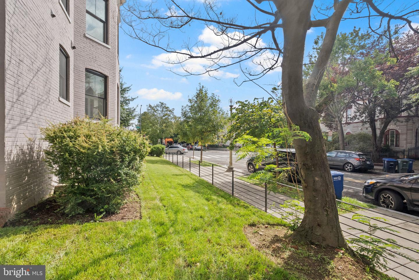900 11TH ST NE #1, WASHINGTON, District Of Columbia 20002, 3 Bedrooms Bedrooms, ,3 BathroomsBathrooms,Residential,For sale,900 11TH ST NE #1,DCDC2193168 MLS # DCDC2193168