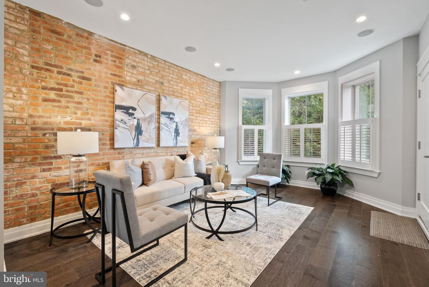 900 11TH ST NE #1, WASHINGTON, District Of Columbia 20002, 3 Bedrooms Bedrooms, ,3 BathroomsBathrooms,Residential,For sale,900 11TH ST NE #1,DCDC2193168 MLS # DCDC2193168