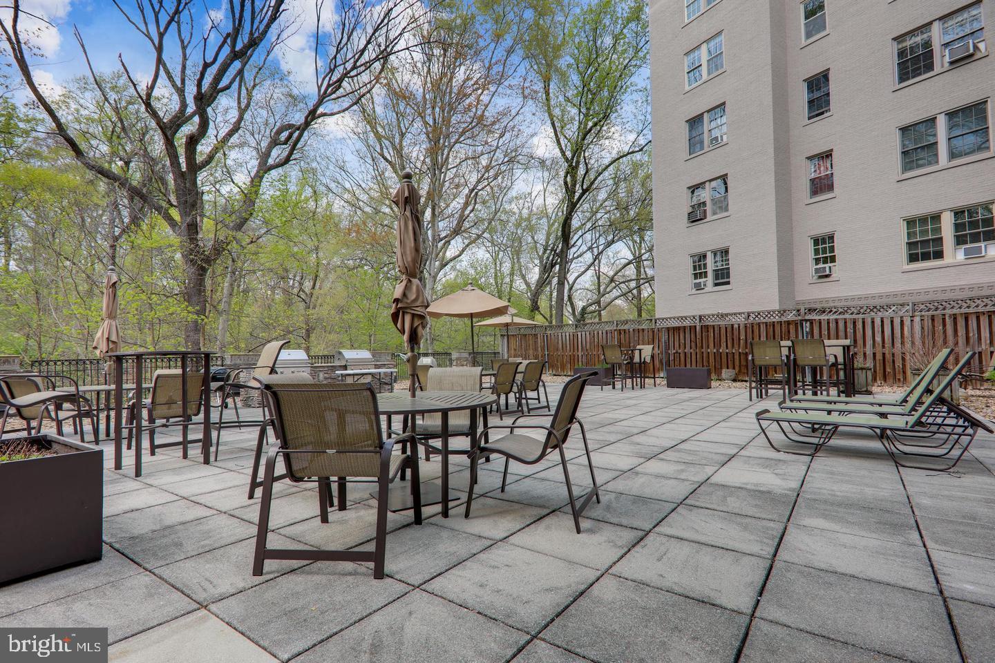 2737 DEVONSHIRE PL NW #D, WASHINGTON, District Of Columbia 20008, 1 Bedroom Bedrooms, ,1 BathroomBathrooms,Residential,For sale,2737 DEVONSHIRE PL NW #D,DCDC2193228 MLS # DCDC2193228