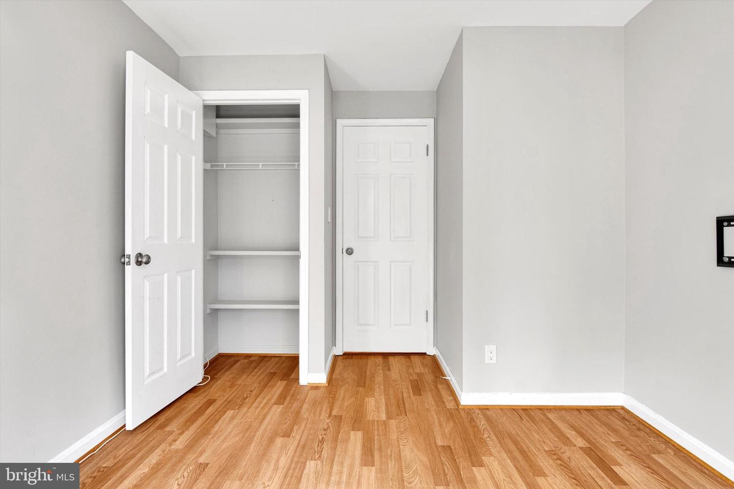 1100 QUAKER HILL DR #10, ALEXANDRIA, Virginia 22314, 2 Bedrooms Bedrooms, ,1 BathroomBathrooms,Residential,For sale,1100 QUAKER HILL DR #10,VAAX2043556 MLS # VAAX2043556