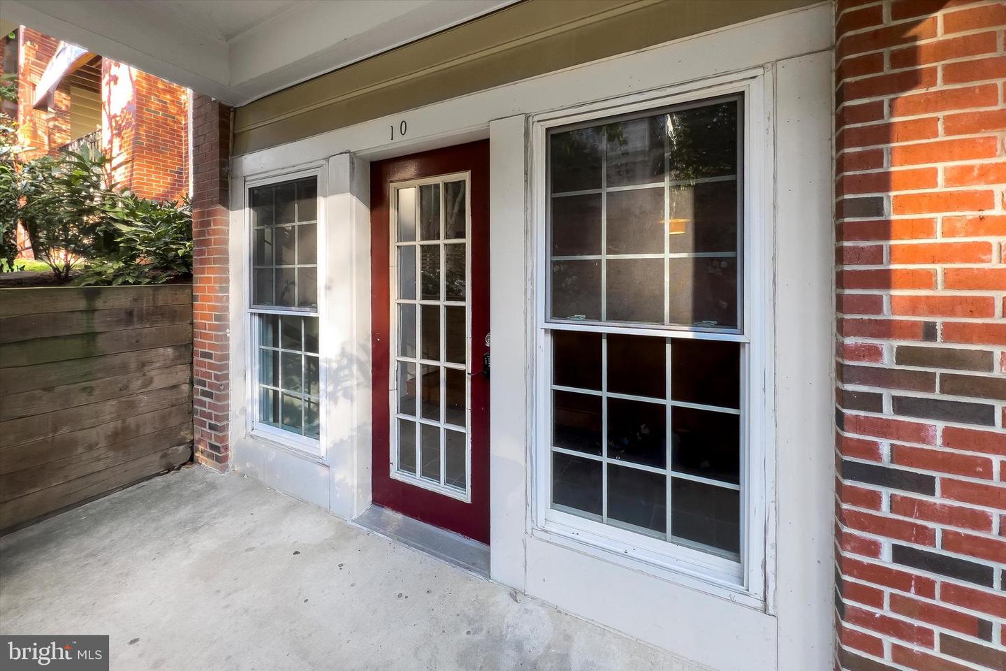 1100 QUAKER HILL DR #10, ALEXANDRIA, Virginia 22314, 2 Bedrooms Bedrooms, ,1 BathroomBathrooms,Residential,For sale,1100 QUAKER HILL DR #10,VAAX2043556 MLS # VAAX2043556