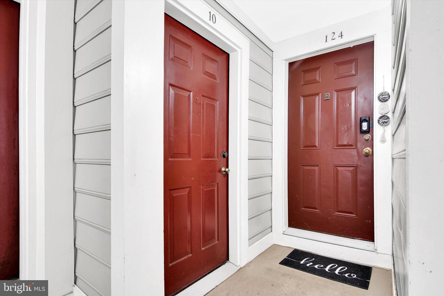 1100 QUAKER HILL DR #10, ALEXANDRIA, Virginia 22314, 2 Bedrooms Bedrooms, ,1 BathroomBathrooms,Residential,For sale,1100 QUAKER HILL DR #10,VAAX2043556 MLS # VAAX2043556