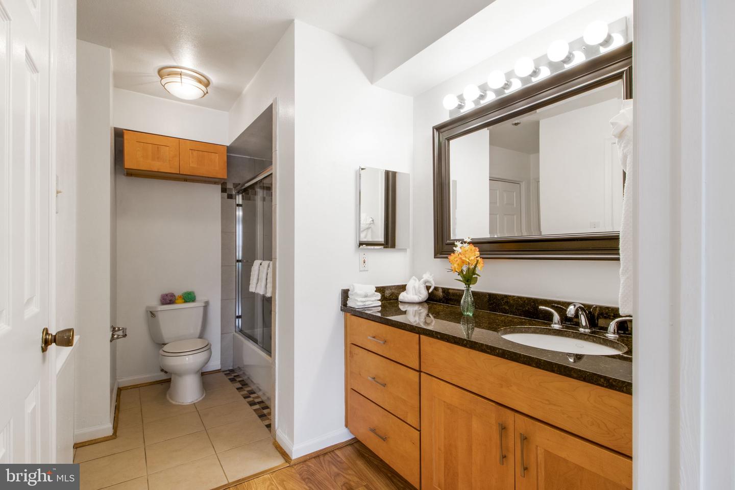 3313 WYNDHAM CIR #1218, ALEXANDRIA, Virginia 22302, 1 Bedroom Bedrooms, ,1 BathroomBathrooms,Residential,For sale,3313 WYNDHAM CIR #1218,VAAX2043566 MLS # VAAX2043566