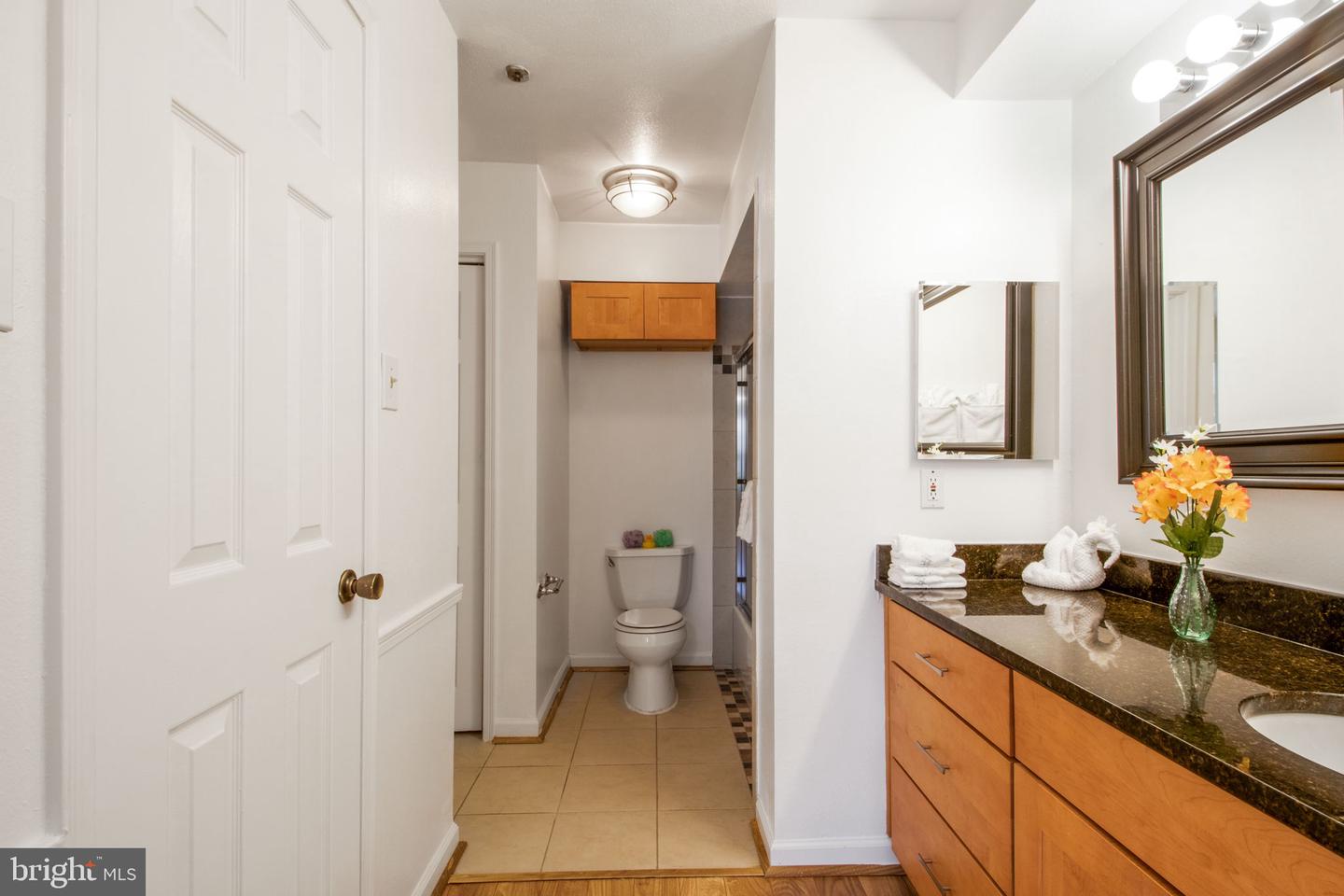 3313 WYNDHAM CIR #1218, ALEXANDRIA, Virginia 22302, 1 Bedroom Bedrooms, ,1 BathroomBathrooms,Residential,For sale,3313 WYNDHAM CIR #1218,VAAX2043566 MLS # VAAX2043566