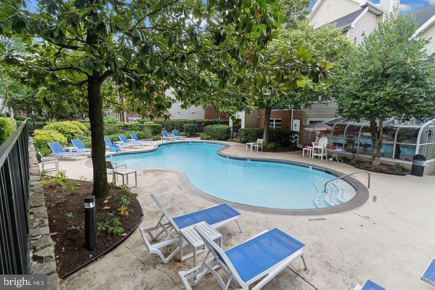 3313 WYNDHAM CIR #1218, ALEXANDRIA, Virginia 22302, 1 Bedroom Bedrooms, ,1 BathroomBathrooms,Residential,For sale,3313 WYNDHAM CIR #1218,VAAX2043566 MLS # VAAX2043566