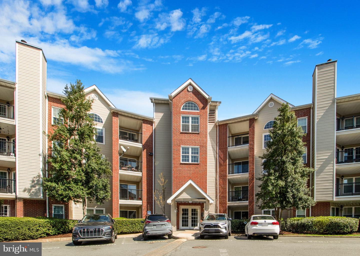 3313 WYNDHAM CIR #1218, ALEXANDRIA, Virginia 22302, 1 Bedroom Bedrooms, ,1 BathroomBathrooms,Residential,For sale,3313 WYNDHAM CIR #1218,VAAX2043566 MLS # VAAX2043566