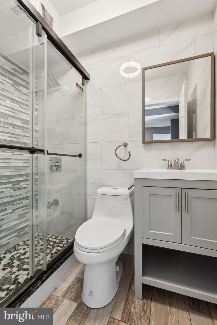 1828-1828 CAPITOL AVE NE #A, WASHINGTON, District Of Columbia 20002, 3 Bedrooms Bedrooms, ,2 BathroomsBathrooms,Residential,For sale,1828-1828 CAPITOL AVE NE #A,DCDC2193494 MLS # DCDC2193494