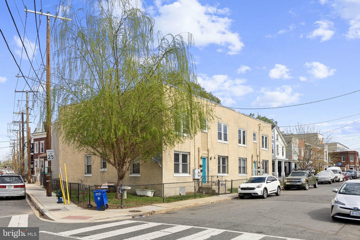 1828-1828 CAPITOL AVE NE #A, WASHINGTON, District Of Columbia 20002, 3 Bedrooms Bedrooms, ,2 BathroomsBathrooms,Residential,For sale,1828-1828 CAPITOL AVE NE #A,DCDC2193494 MLS # DCDC2193494