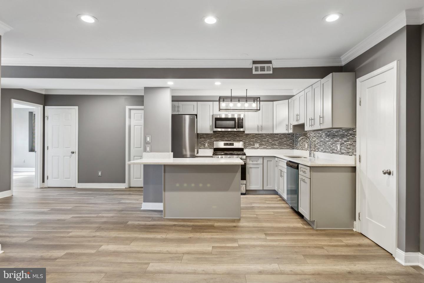 1828-1828 CAPITOL AVE NE #A, WASHINGTON, District Of Columbia 20002, 3 Bedrooms Bedrooms, ,2 BathroomsBathrooms,Residential,For sale,1828-1828 CAPITOL AVE NE #A,DCDC2193494 MLS # DCDC2193494