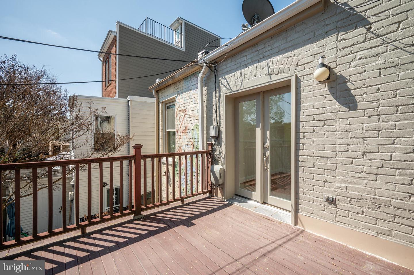 613 14TH PL NE, WASHINGTON, District Of Columbia 20002, 2 Bedrooms Bedrooms, ,2 BathroomsBathrooms,Residential,For sale,613 14TH PL NE,DCDC2193586 MLS # DCDC2193586