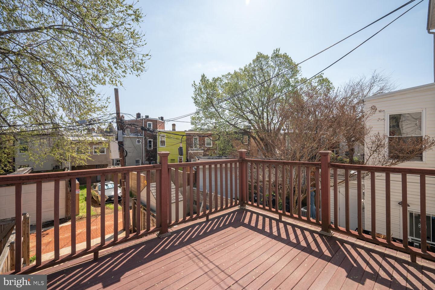 613 14TH PL NE, WASHINGTON, District Of Columbia 20002, 2 Bedrooms Bedrooms, ,2 BathroomsBathrooms,Residential,For sale,613 14TH PL NE,DCDC2193586 MLS # DCDC2193586