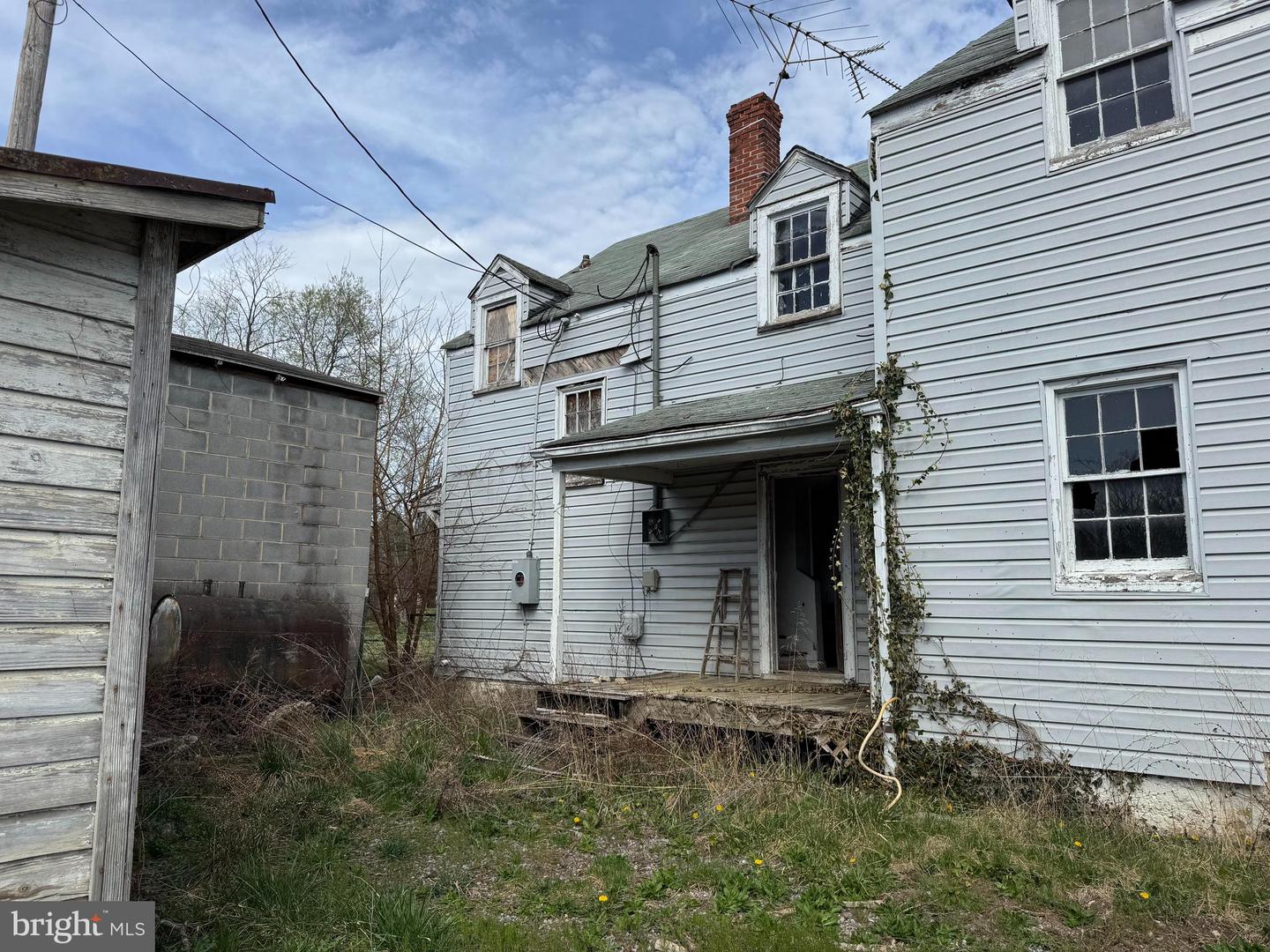 5310 STONEWALL JACKSON HWY, FRONT ROYAL, Virginia 22630, ,Residential,For sale,5310 STONEWALL JACKSON HWY,VAWR2010784 MLS # VAWR2010784