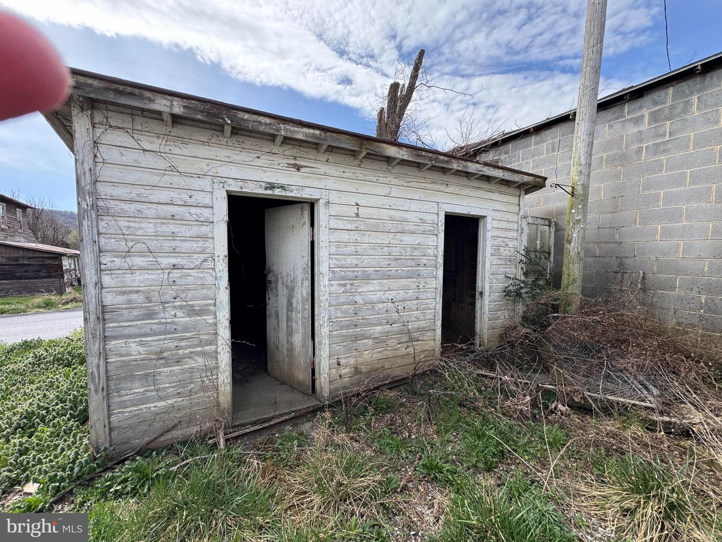 5310 STONEWALL JACKSON HWY, FRONT ROYAL, Virginia 22630, ,Residential,For sale,5310 STONEWALL JACKSON HWY,VAWR2010784 MLS # VAWR2010784